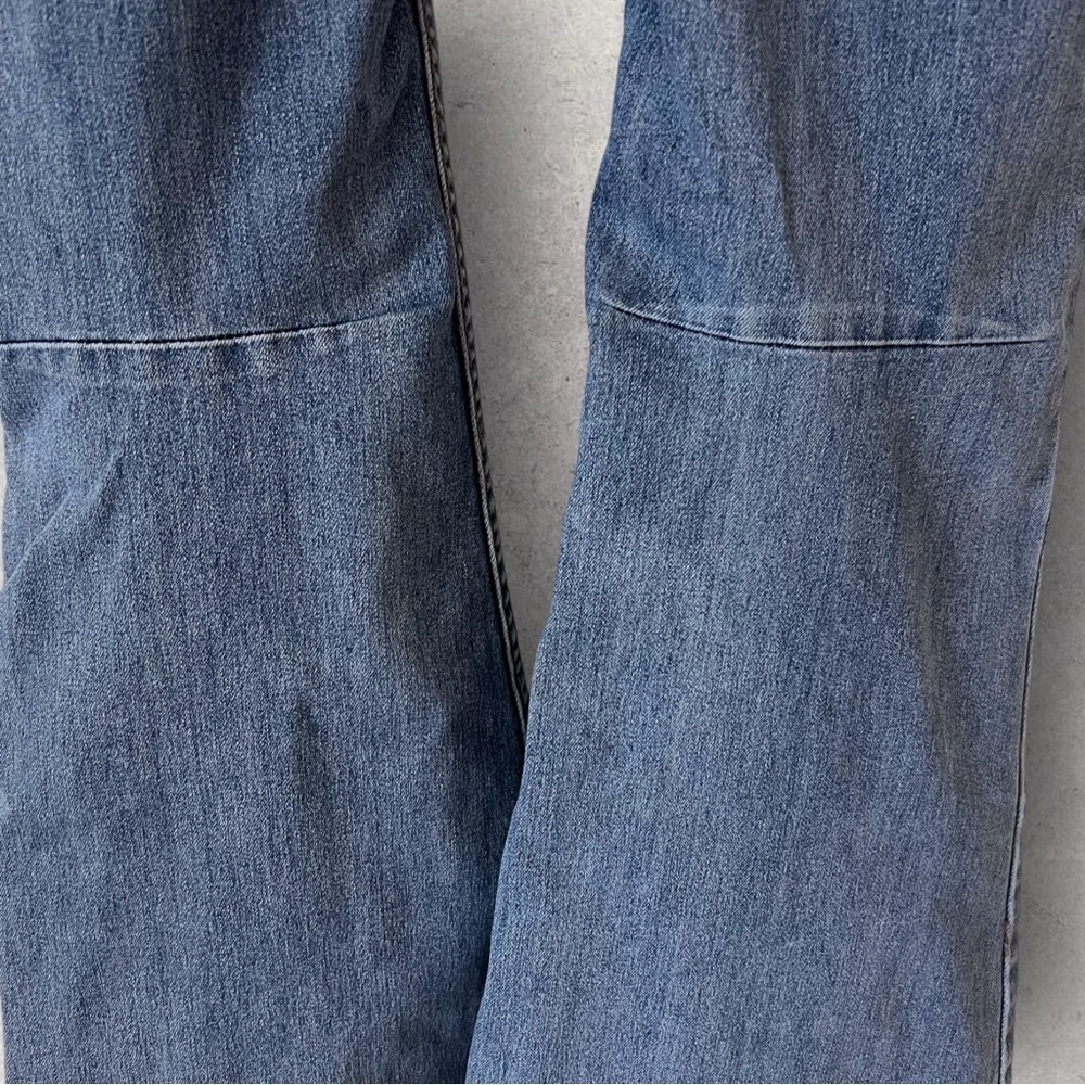 Free People Flare Low Waisted Jean Elastic Waist Band Size 24 - Picture 6 of 10